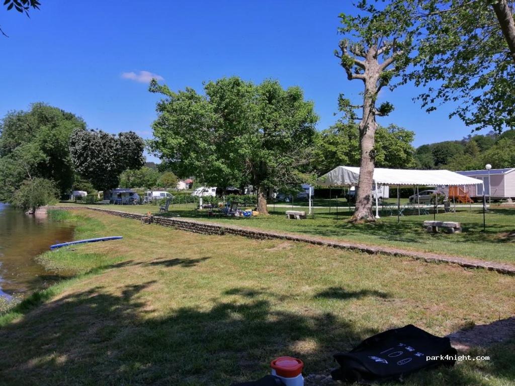 Campsite Onlycamp Le Petit Port Chatel-Censoir