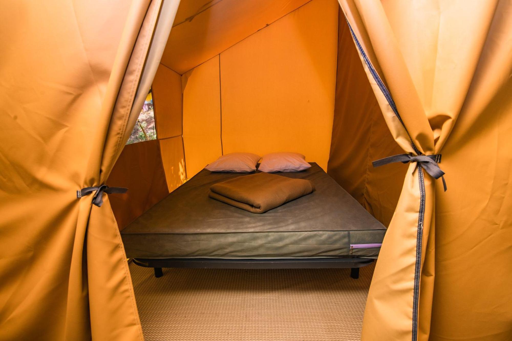 Onlycamp Le Petit Port * Chatel-Censoir